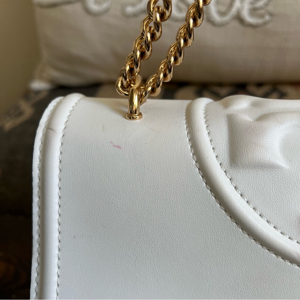 ❗️SOLD ❗️Tory Burch Fleming White Leather Flap Chain Convertible ShoulderBag - Picture 16 of 17